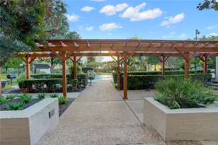 1400 Hermann Dr, Houston, TX 77004 - Photo 11