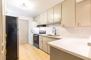 11603 Chimney Rock Rd, Houston, TX 77035 - Photo 17