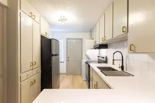 11603 Chimney Rock Rd, Houston, TX 77035 - Photo 3