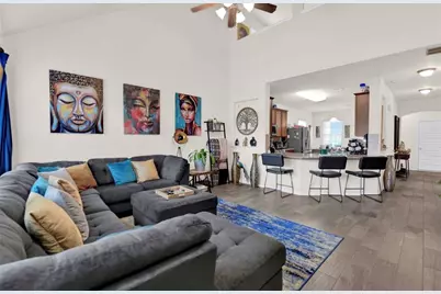 10918 Sun River Falls Drive, Humble, TX 77396 - Photo 5