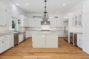 4921 Holly St, Bellaire, TX 77401 - Photo 19