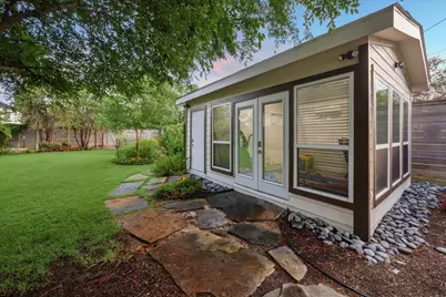4921 Holly Street, Bellaire, TX 77401 - Photo 35