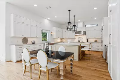 4921 Holly Street, Bellaire, TX 77401 - Photo 11