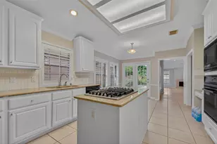 13919 Aspen Cove Dr, Houston, TX 77077 - Photo 25