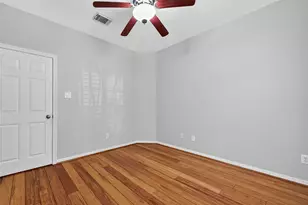 13919 Aspen Cove Dr, Houston, TX 77077 - Photo 9