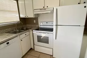 6305 Westward St, Houston, TX 77081 - Photo 7