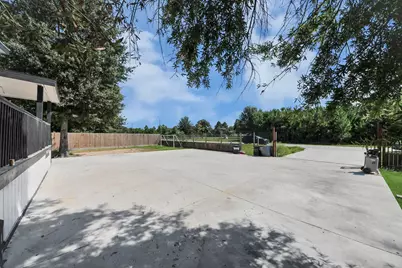 425 County Road 5006, Cleveland, TX 77327 - Photo 37