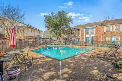 4410 T C Jester Boulevard #13, Houston, TX 77018 - Photo 23