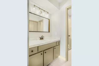 4410 T C Jester Boulevard #13, Houston, TX 77018 - Photo 15