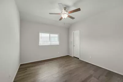 8710 Sunbury Oak Circle, Richmond, TX 77407 - Photo 11