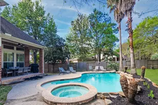 55 W Shale Creek Ct, The Woodlands, TX 77382 - Photo 5