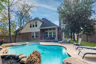 55 W Shale Creek Ct, The Woodlands, TX 77382 - Photo 7