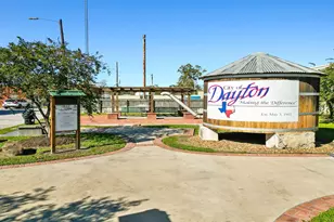 682 Daniels Lk Ln, Dayton, TX 77535 - Photo 39