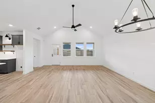 682 Daniels Lk Ln, Dayton, TX 77535 - Photo 7