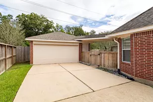 1938 Canyon Crest Dr, Sugar Land, TX 77479 - Photo 45