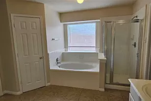 2519 Pine Shadows Dr, Sugar Land, TX 77479 - Photo 21