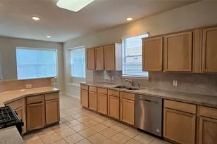 2519 Pine Shadows Dr, Sugar Land, TX 77479 - Photo 9