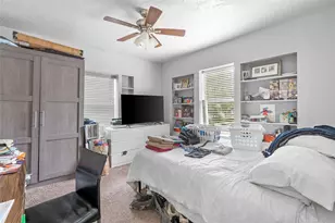 4630 Woodside St, Houston, TX 77023 - Photo 5
