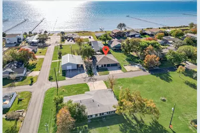 7918 Bayside Drive, Beach City, TX 77523 - Photo 1