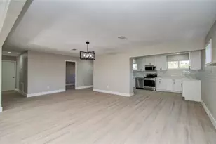 7918 Bayside Dr, Beach City, TX 77523 - Photo 13