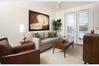 1690 North Loop #318, Houston, TX 77009 - Photo 1