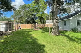 1006 South St, El Campo, TX 77437 - Photo 37