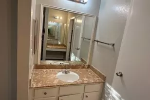 716 Memorial Mews St, Houston, TX 77079 - Photo 7