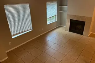 716 Memorial Mews St, Houston, TX 77079 - Photo 3