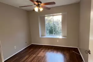 716 Memorial Mews St, Houston, TX 77079 - Photo 9