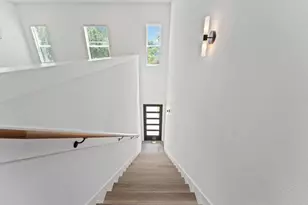 8023 Cora St, Houston, TX 77088 - Photo 9