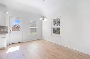 249 Edgewater Dr, West Columbia, TX 77486 - Photo 9
