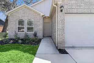 249 Edgewater Dr, West Columbia, TX 77486 - Photo 3