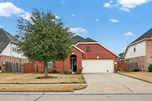 2009 Scissor Tail Rd, Pearland, TX 77581 - Photo 1