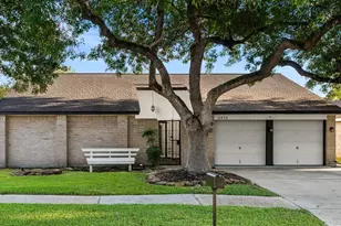 6434 Lynngate Dr, Spring, TX 77373 - Photo 3