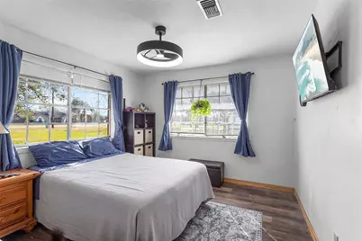 7240 Avenue L 1/2, Santa Fe, TX 77510 - Photo 11