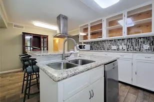 781 Country Pl Dr, Houston, TX 77079 - Photo 9