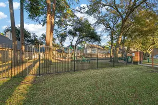 16134 Hollow Rock Dr, Houston, TX 77070 - Photo 29