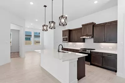 12015 Canal View Blvd, Mont Belvieu, TX 77523 - Photo 5