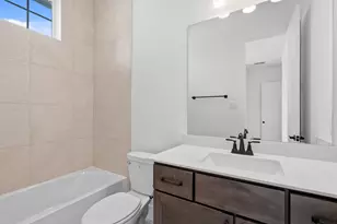 12015 Canal Vw Blvd, Mont Belvieu, TX 77523 - Photo 15