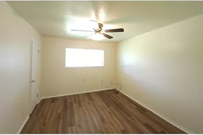 5322 Royal Oak Drive, Texas City, TX 77591 - Photo 7