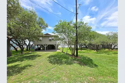 2182 W Bayshore Drive, Palacios, TX 77465 - Photo 1