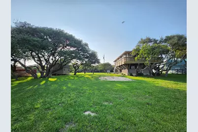 2182 W Bayshore Drive, Palacios, TX 77465 - Photo 39