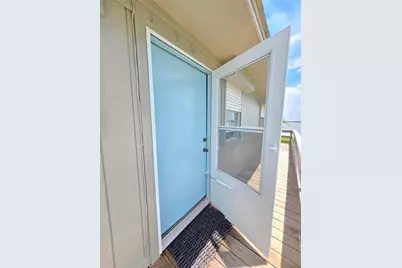 2182 W Bayshore Drive, Palacios, TX 77465 - Photo 9