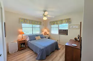 2182 W Bayshore Dr, Palacios, TX 77465 - Photo 25