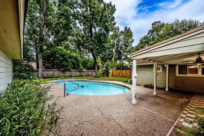 206 Hickory Ridge Drive, Shenandoah, TX 77381 - Photo 33