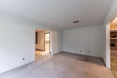 206 Hickory Ridge Drive, Shenandoah, TX 77381 - Photo 7