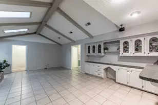 206 Hickory Ridge Dr, Shenandoah, TX 77381 - Photo 15