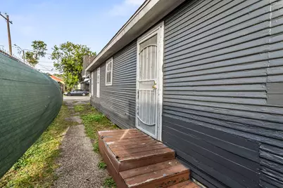 6940 Avenue K #B, Houston, TX 77011 - Photo 7