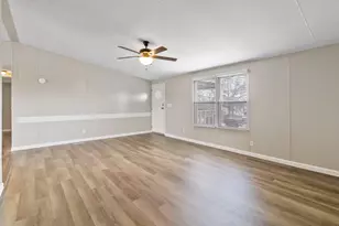 1281 Creeklake Dr, Onalaska, TX 77360 - Photo 9