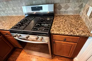 1007 Kern St, Houston, TX 77009 - Photo 11